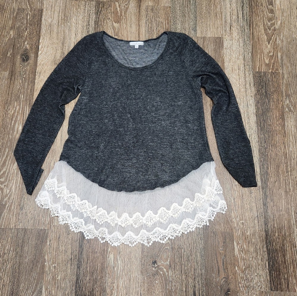Womens Top size Large